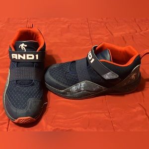 Boy blue sneakers / tennis shoes/ basketball style size 6Y